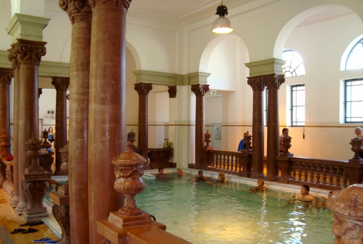 szechenyi b